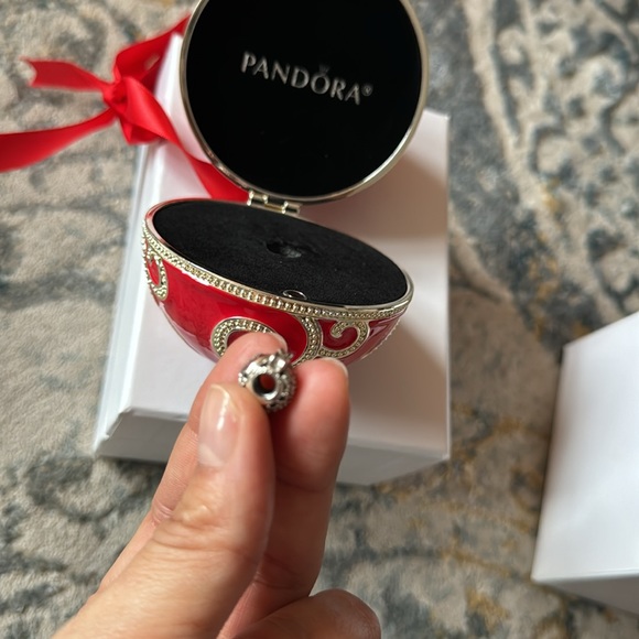 Pandora charm and ornament - Picture 5 of 5
